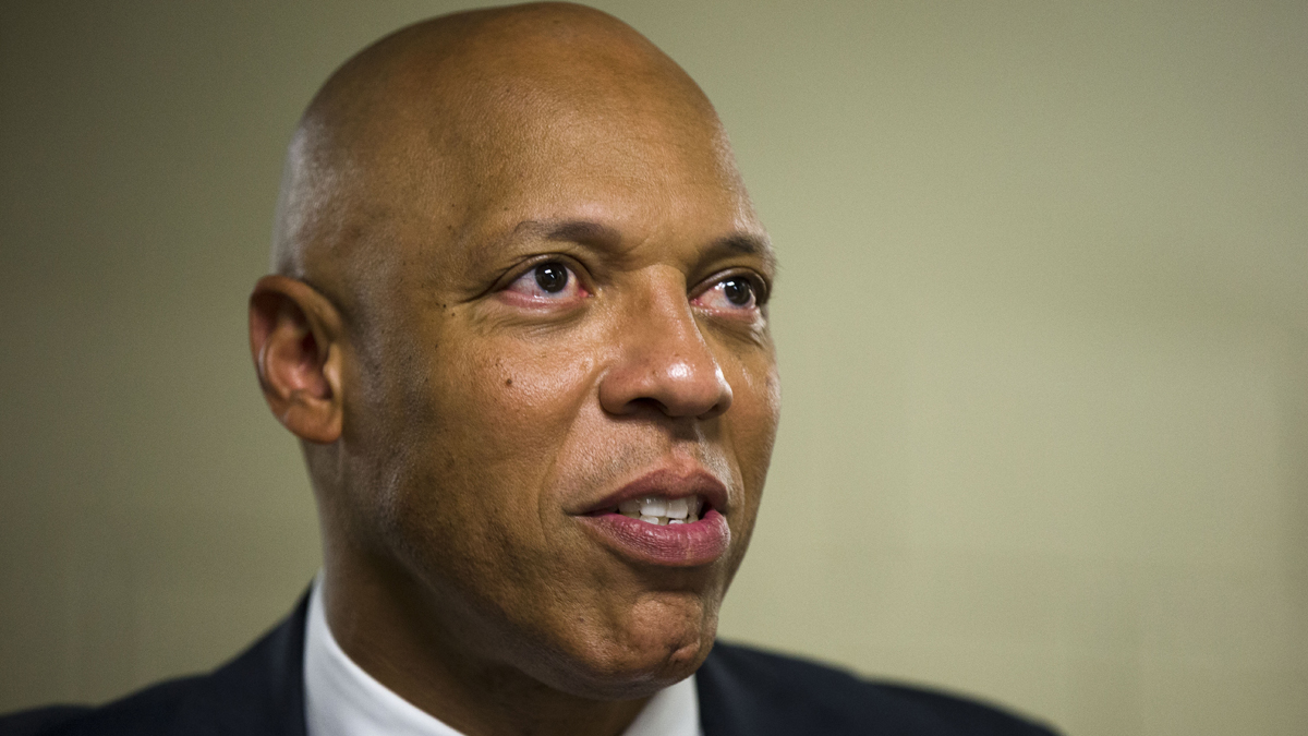 Superintendent William Hite says Philadelphia has already started supplying schools with more computers, adapting curricula and urging students to take advantage of more online learning resources. (AP file photo)