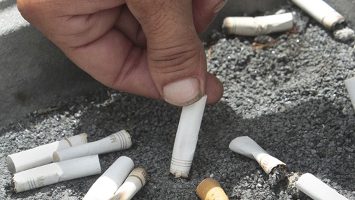  Lawmakers' apparent plan to borrow against the state's Tobacco Settlement Fund could have adverse implications for anti-smoking programs, among others. (AP Photo) 