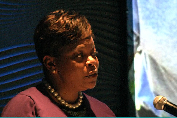 <p><p><span style="font-family: Verdana, Geneva, Arial, Helvetica, sans-serif; font-size: small;">Camden Mayor Dana L. Redd delivering her 2013 State of the City speech at the Adventure Aquarium on Feb 20. (Alan Tu/WHYY)</span></p>
<p><span style="font-family: Verdana, Geneva, Arial, Helvetica, sans-serif; font-size: small;"> </span></p></p>
