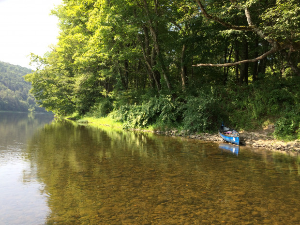 Unknown-620×465 (1) The Delaware River flows along the Pennsylvania side at the Delaware Water Gap.