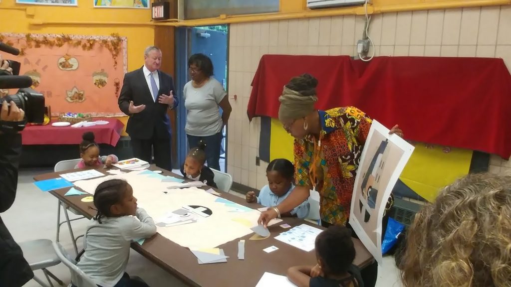 education-pic Mayor Kenney observes children at a learning center at Mander Recreation Center