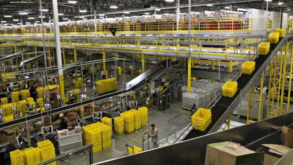 l_nwkpamazonx1200 Amazon's fulfillment center in Delaware is about the size of 28 football fields. (Kimberly Paynter/WHYY, file)