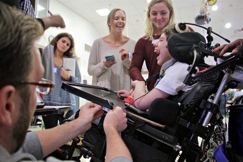 2017 10 12-e lee-philadelphia hms school-adaptive design for children with cerebral palsy Temple occupational therapy students work to design a new wheelchair tray for Eddie