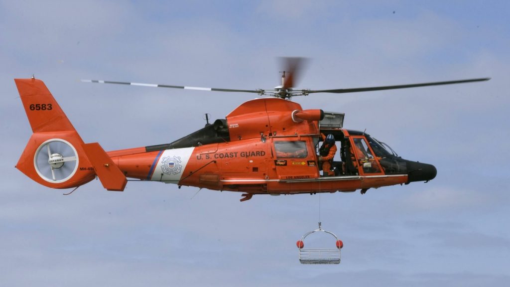l_bmyhq0y Image via the Coast Guard.