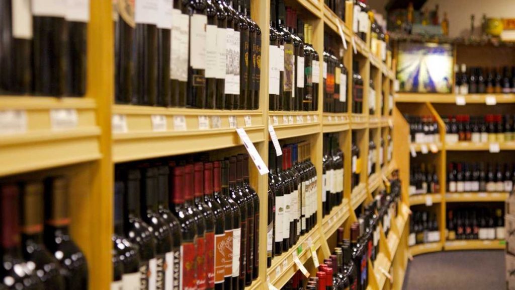 l_l_l_wineandspiritsx1200-1-1 liquor store