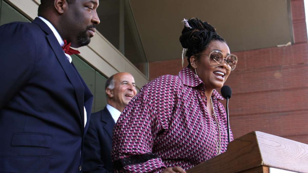 walk_of_fame_20171004_1375066894 Jill Scott, a Philadelphia native and a three-time Grammy Award-winning singer-songwriter, is honored with a plaque on the Philadelphia Music Walk of Fame during a ceremony outside the Kimmel Center. (Emma Lee/WHYY)