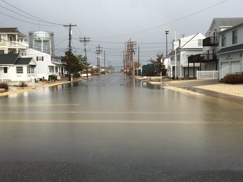 C8wkURVUwAAsDfL A file photo of minor tidal flooding in Seaside Park. (Image: Dominick Solazzo)