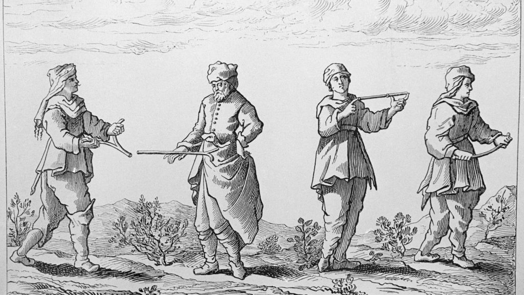 
There are many different ways to hold a divining rod or dowsing rod. Some people prefer to 