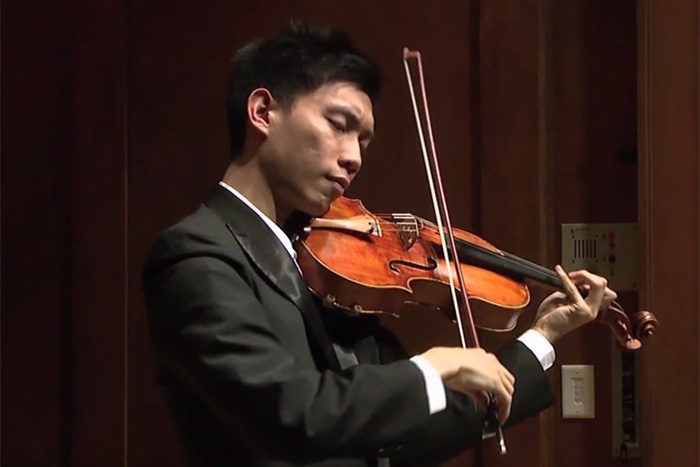 Violist En-Chi Cheng Violist En-Chi Cheng