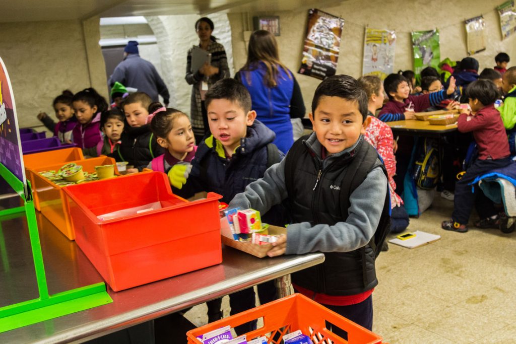 674036002370179489-key-breakfast-pic.full Francis Scott Key Elementary kindergartners and 1st graders picked up breakfast items on Jan. 9 to eat in the cafeteria. Older students eat in classrooms. At a news conference at Key that day, officials celebrated the results of the District's expanded breakfast program. (Darryl Murphy/The Notebook)