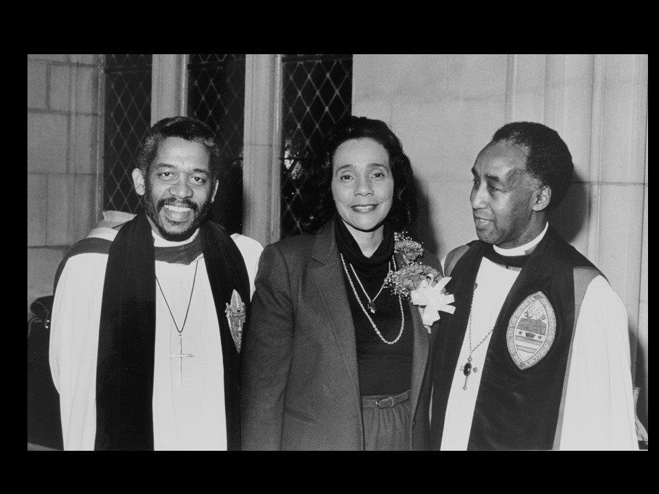 Casson , Coretta Scott King, Bishop Walker The Rev. Canon Lloyd Casson with Coretta Scott King and Bishop Walker. (Courtesy Rev. Casson)
