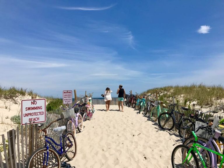 21078533_10108561439568359_1456179555660202666_n-768×576 A Jersey Shore beach scene.