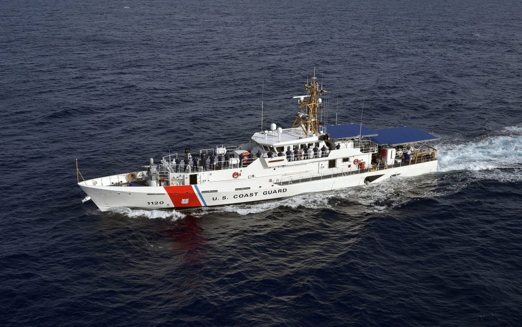 Lawrence_Lawson_crew_mans_the_rail_during_sea_trials_off_the_coast_of_Miami, USCG photo