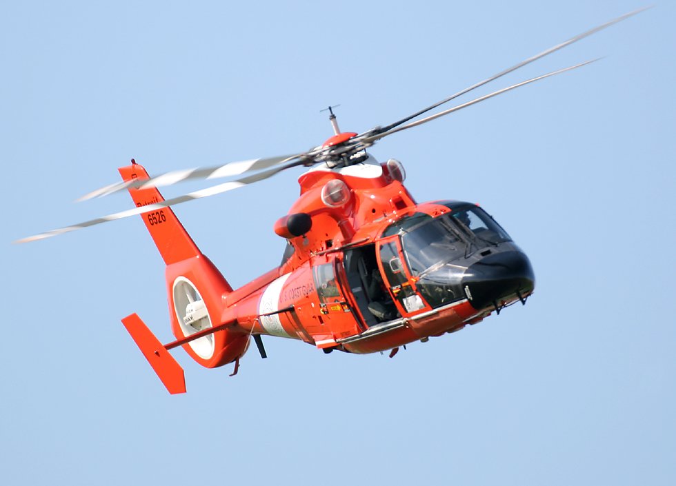 d56bfa3ad663f8f310cfd06fd1b430ff USCG image