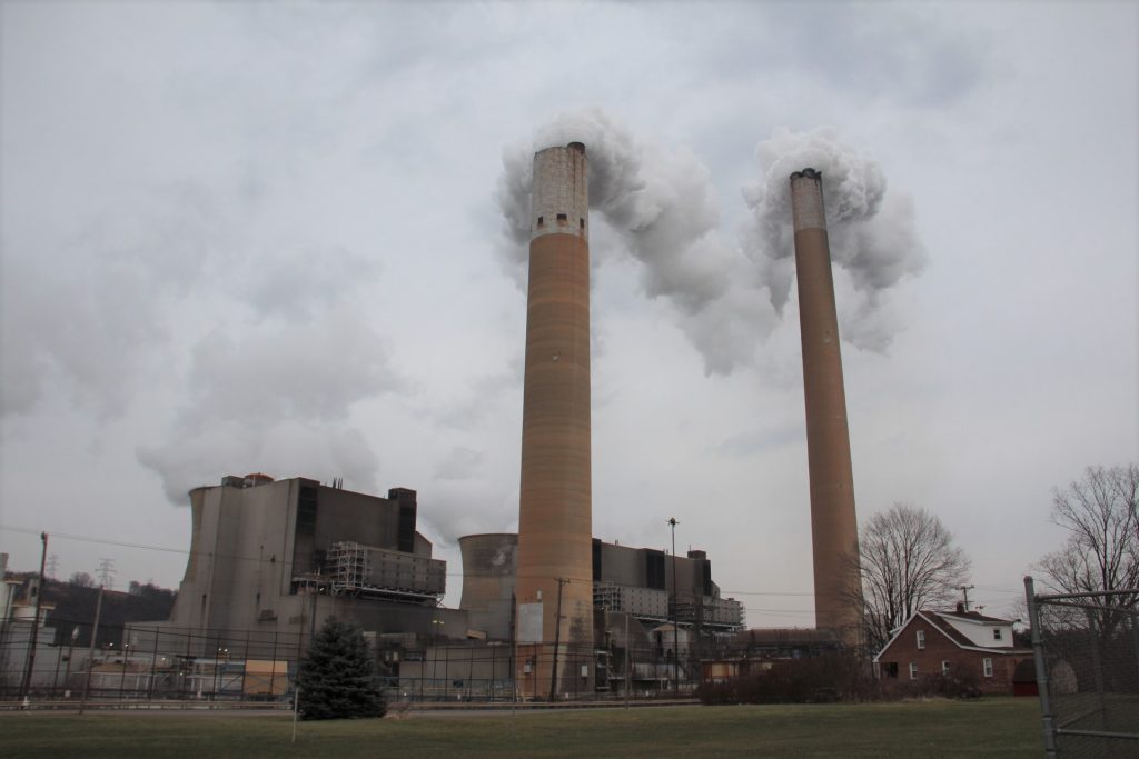Bruce-Mansfield Bruce Mansfield Power Station in Shippingport, Pa. (Reid Frazier/StateImpact Pennsylvania)