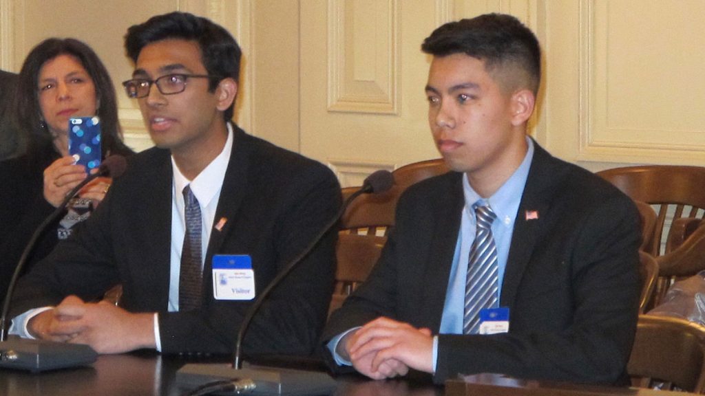 20160405vote High school students Varun Seetamraju and Jason Lam tell lawmakers the legislation would empower thousands of first-time voters to participate in primary elections. (Phil Gregory/WHYY)