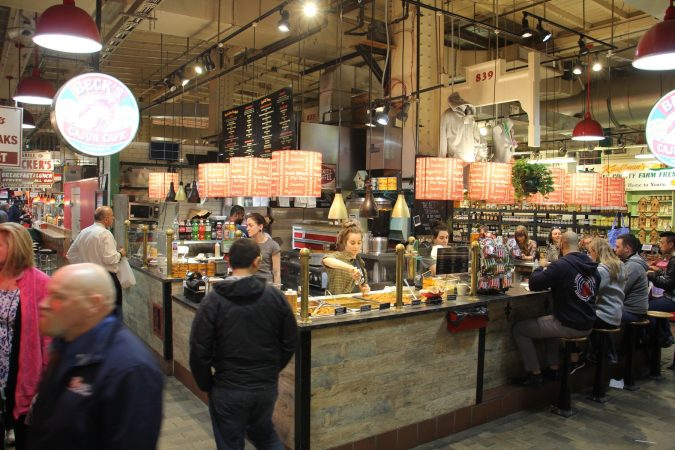 Becks Cajun Cafe at Reading Terminal Market. (Emma Lee/WHYY)