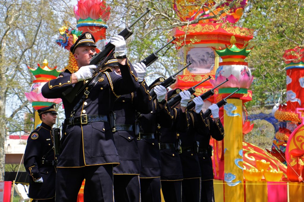2018 05 02-e lee-franklin square-living flame memorial rifles The Philadelphia Police and Fire Honor Guard fire a rifle salute in honor of fallen officers and firefighters.