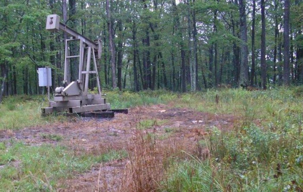 An unconventional drilling site is prepared in Butler County, Pennsylvania in the winter of 2014. (Pennsylvania Department of Environmental Protection)