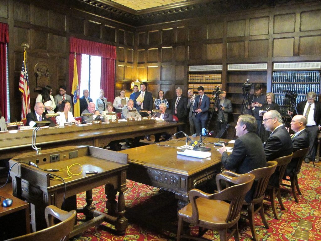 bet Supporters of the sports-betting legislation testify Monday at a New Jersey at Assembly Gaming Committee hearing. (Phil Gregory/WHYY)