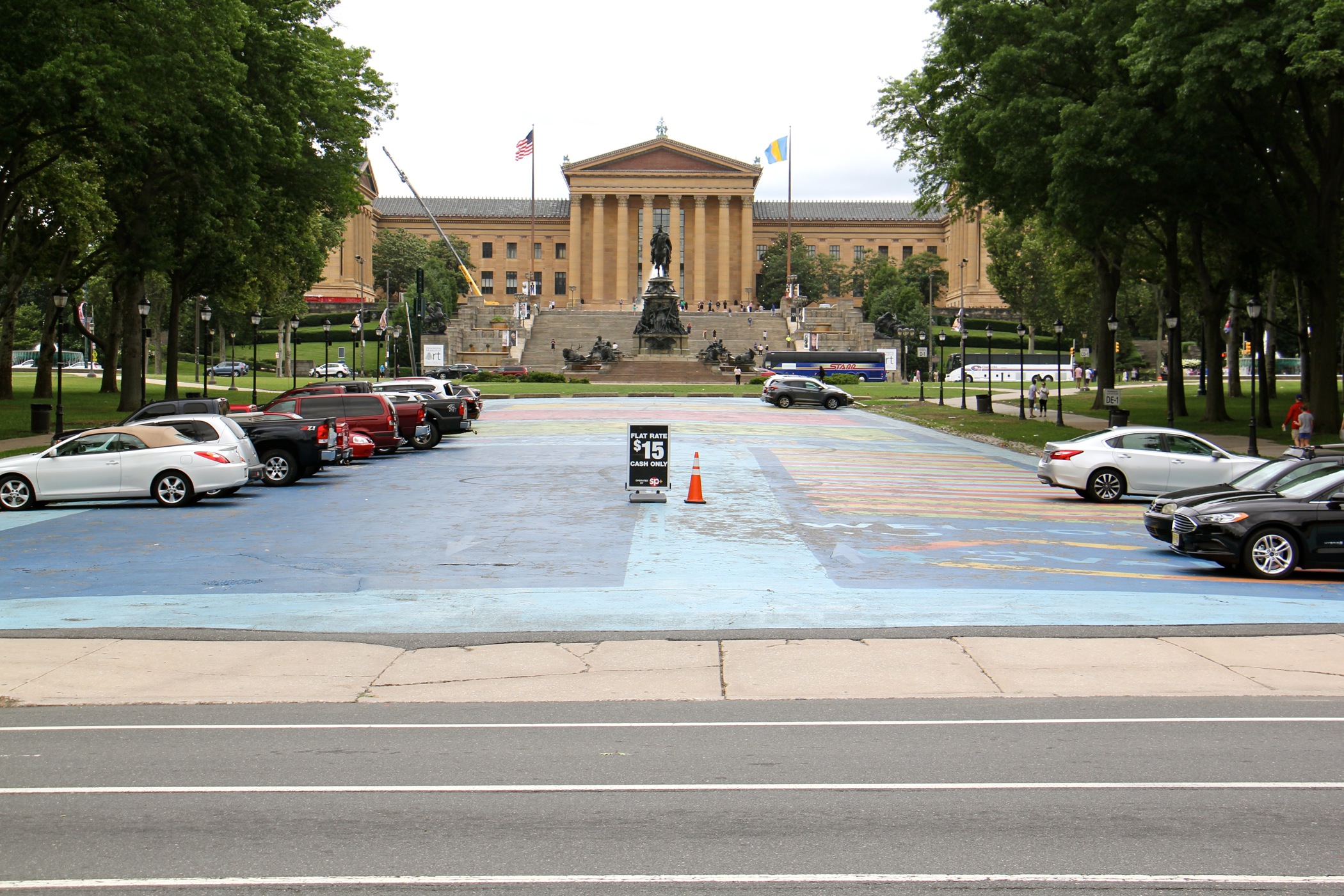 Eakins Oval facing the Philadelphia Museum of Art.