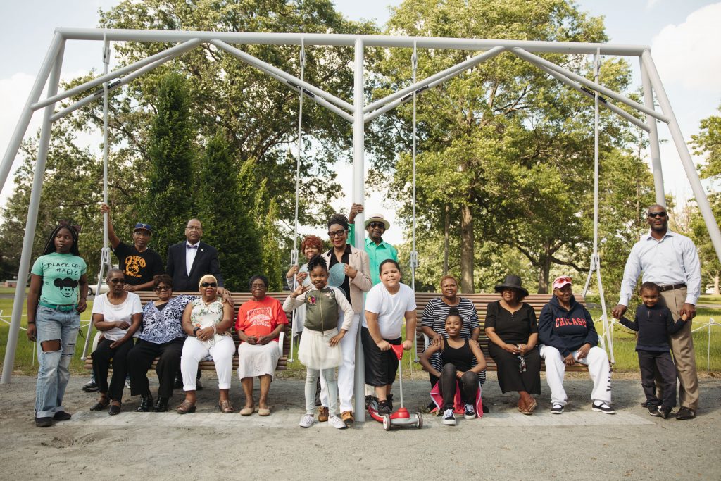 east-parkside-neighbors-gather-in-one-of-parkside-edge-s-new-porches-neal-santos-for-planphilly.original East Parkside neighbors gather in one of Parkside Edge's new