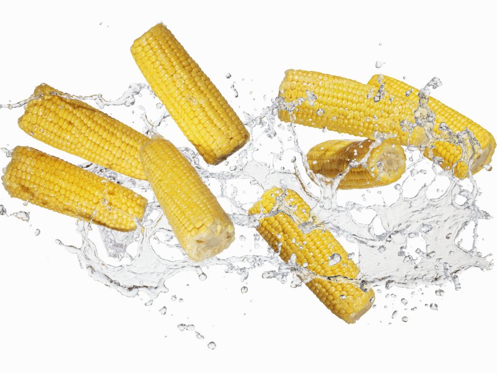 Rinsing your produce is a good idea, but it won’t give you 100 percent protection from bacteria that cause foodborne illness unless you cook it thoroughly. Because we eat lettuce raw, a lot of people got sick in a recent outbreak. Rinsing your produce is a good idea, but it won't give you 100 percent protection from bacteria that cause foodborne illness unless you cook it thoroughly. Because we eat lettuce raw, a lot of people got sick in a recent outbreak. (StockFood/Getty Images/Foodcollection)