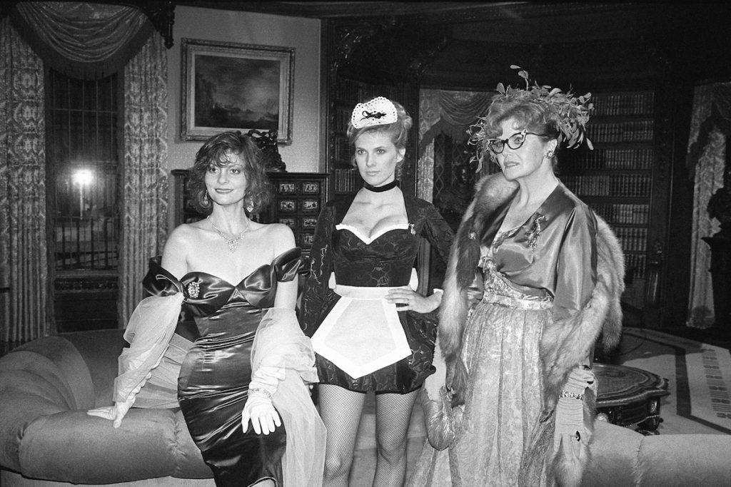 Clue Cast 1985 Lesley Ann Warren, Colleen Camp and Eileen Brennan stand on the set of the movie
