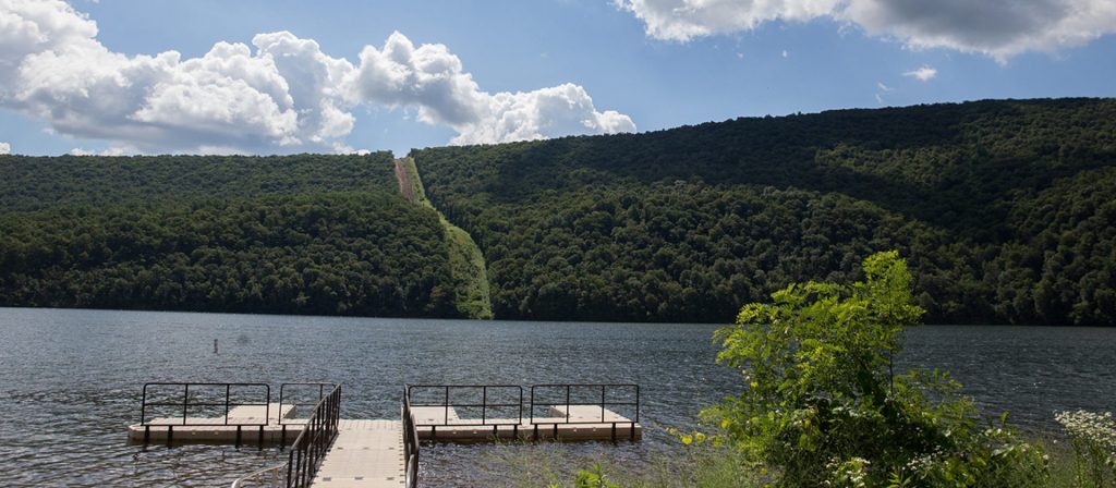 raystown_lake_01-e1531158962520-1920×840 In the distance, construction of the Mariner East 2 pipeline at Raystown Lake Recreation Area in Huntingdon County, Pennsylvania.
Lindsay Lazarski / StateImpact PA