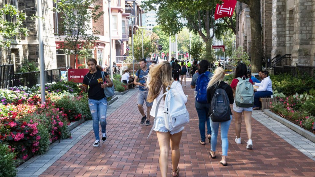 hechinger16x9 Students walk on the Temple University campus in Philadelphia. Temple has started a master’s degree in sport business, among the 41,446 degree or certificate programs colleges and universities have added since 2012. (Matt Rourke/The Associated Press)
