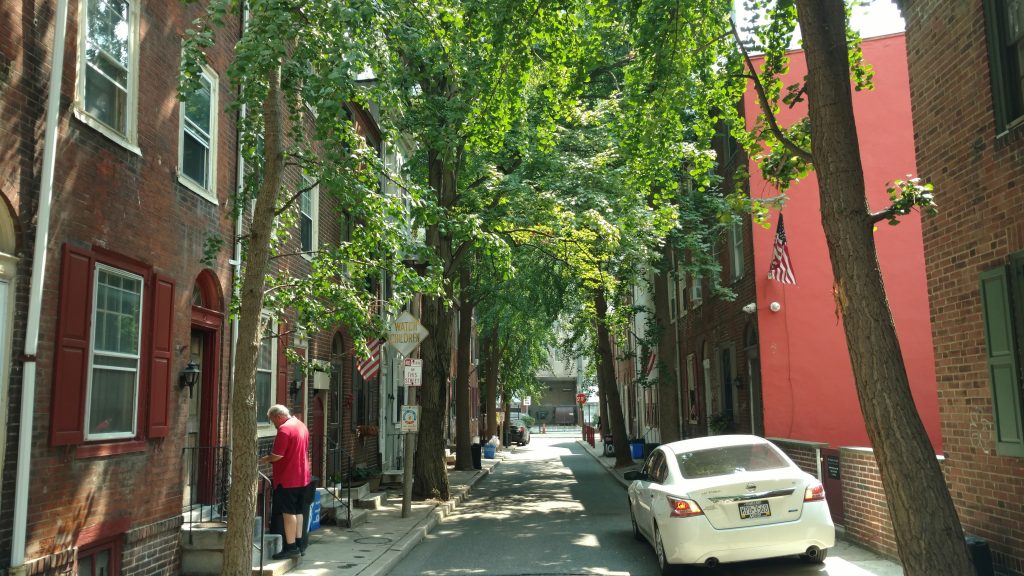the-length-of-mole-street.original The 100 block of Mole Street — in Center City. (Jake Blumgart/PlanPhilly)
