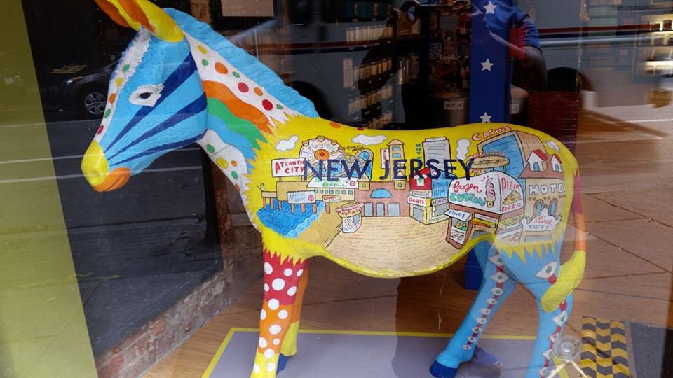 13754183_10154463758496869_6374988176435599585_n National Democrats are counting on New Jersey candidates to help pick up a few of the 25 seats needed to gain control of the House of Representatives. Analysts predict four of five New Jersey seats now held by the GOP could go to Democrats. (Alan Tu/WHYY)