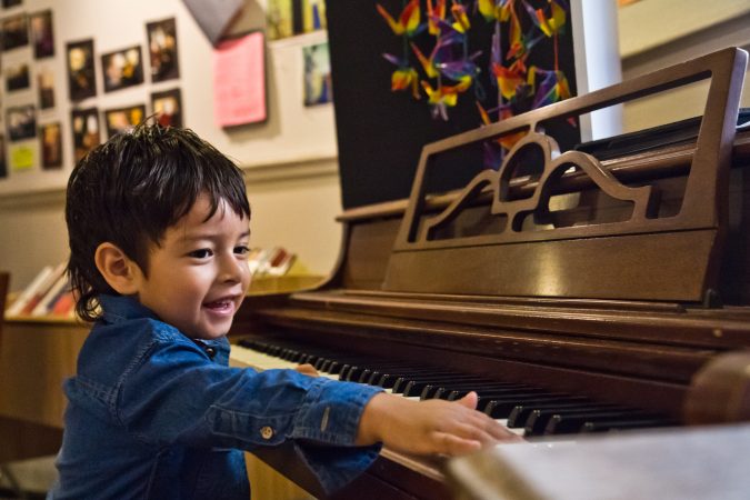 Jeison, 2, son of Suyapa Reyes, was born in the United States. (Kimberly Paynter/WHYY)