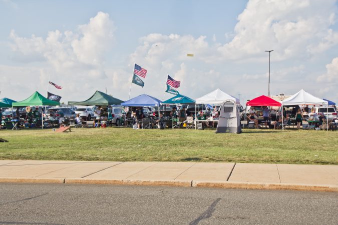 Eagles fan tailgate the first game of the season. (Kimberly Paynter/WHYY)
