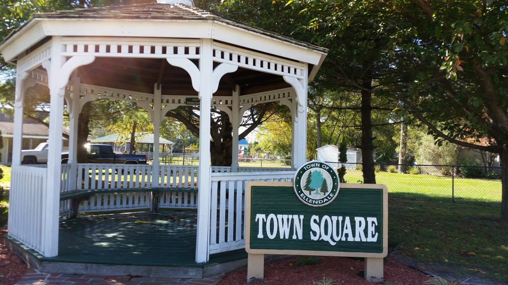 Ellendale October 2015 940 Residents in Ellendale, Delaware, voted Saturday to have public water. For decades, many have contended with smelly, discolored water from wells. (Courtesy of Jean Holloway)