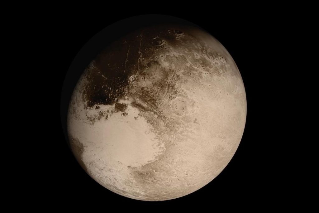 PIA19873-Pluto-NewHorizons-FlyingPastImage-20150714