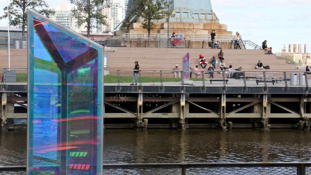 2018 10 12-e lee-philadelphia cherry street pier The Cherry Street Pier's artwork is echoed on the neighboring Race Street Pier. (Emma Lee/WHYY)