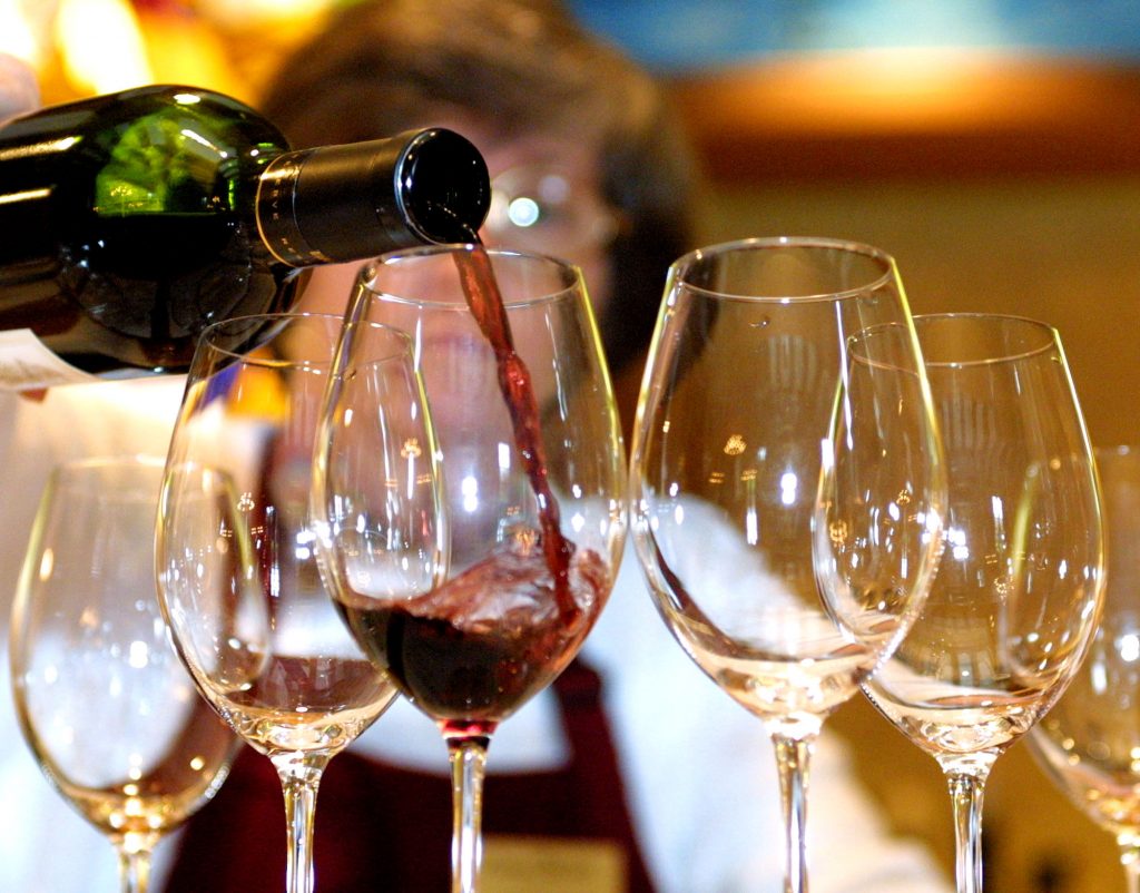 LOWER Wineries producing more than 250,000 gallons of wine each year — roughly 100,000 cases — are prohibited from shipping bottles directly to N.J. customers, according to state law.
Vineyards in New Jersey are also subject to the production cap, but right now none exceed it. (AP Photo/Ralph Radford)