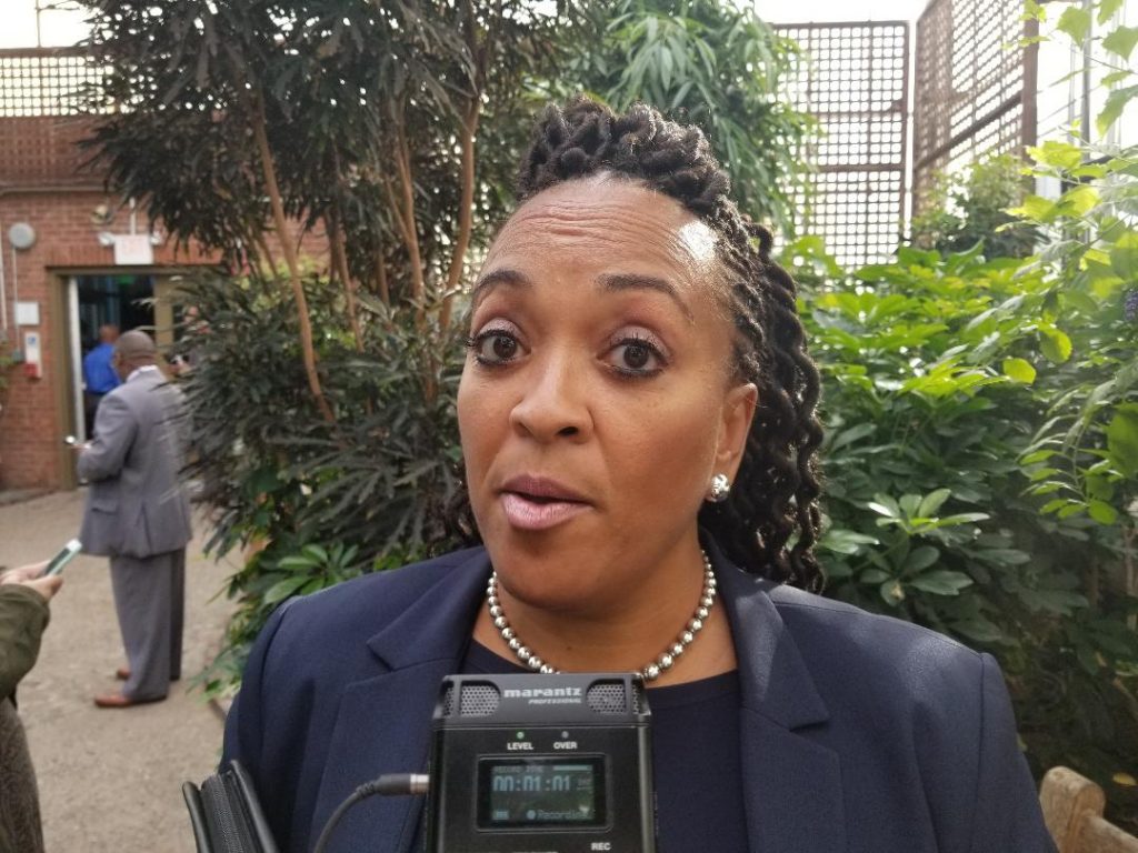 iola Iola Harper, who oversees minority contracting for Philadelphia, says the city is looking to increase participation by minority-owned businesses. (Tom MacDonald/WHYY)