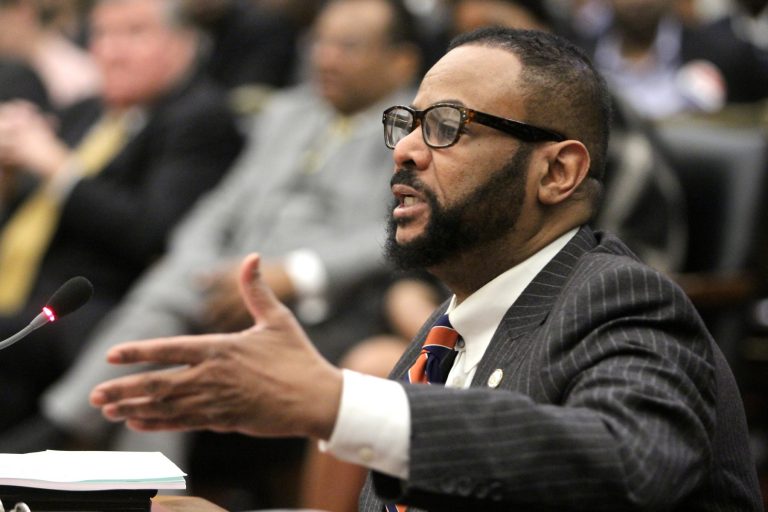 2018-03-01-e-lee-curtis-jones-philadelphia-city-hall-city-council-2-768×512 Philadelphia Councilman Curtis Jones (Emma Lee/WHYY)