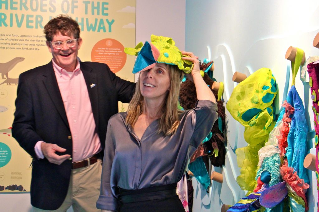 2018 11 14-e lee-victoria prizzia john brady-philadelphia independence seaport museum-river alive exhibit lead Victoria Prizzia, who designed the