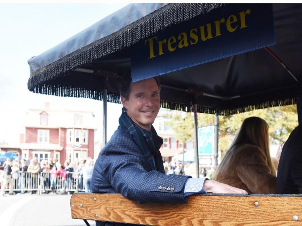 Incumbent state Treasurer Ken Simpler lost his bid for re-election to Democrat Colleen Davis. (Chuck Snyder/for WHYY)
