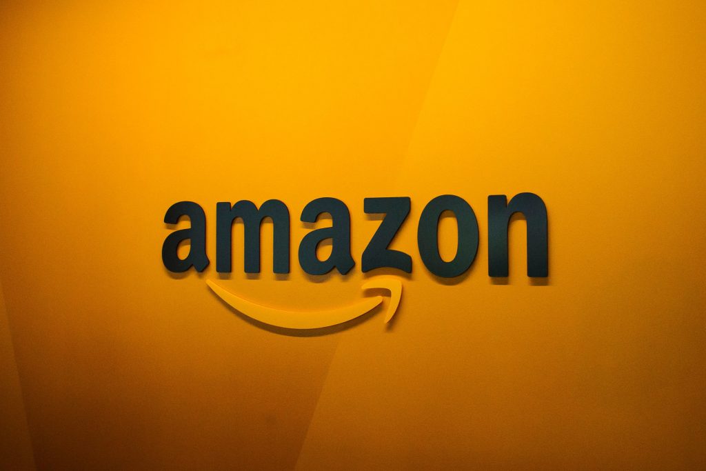 Splitting Amazon’s second headquarters between two locations would dilute the company’s original promise of a megadeal, but it could also relieve Amazon of being blamed for worsening traffic and increased housing prices. Splitting Amazon's second headquarters between two locations would dilute the company's original promise of a megadeal, but it could also relieve Amazon of being blamed for worsening traffic and increased housing prices. (David Ryder/Getty Images)