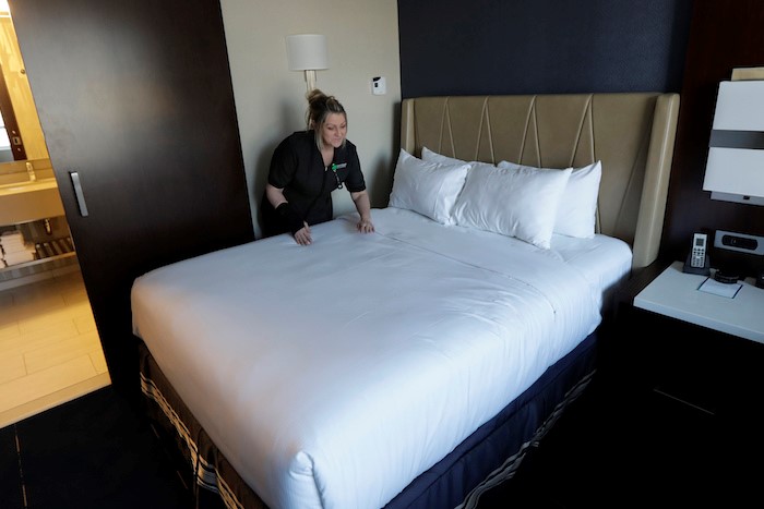 hotel-epi (AP Photo/Ted S. Warren)
