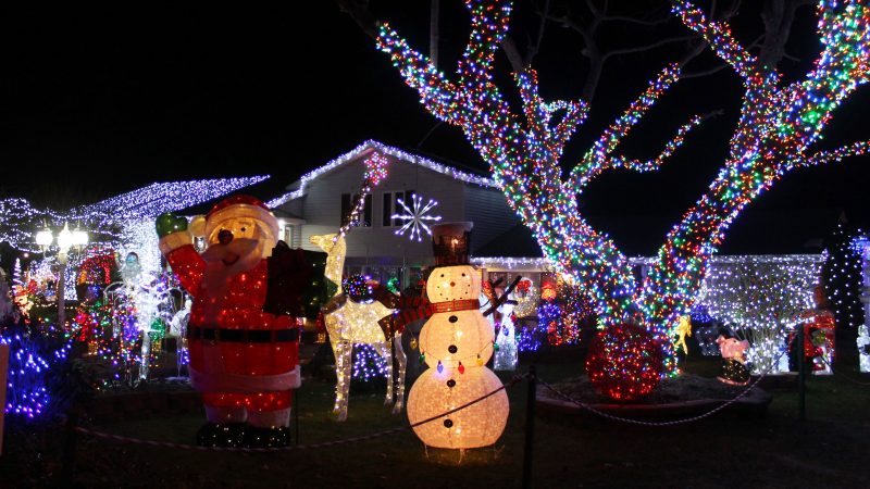 Yard Family in Absecon, N.J. (Bill Barlow/for WHYY)