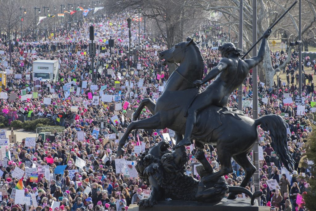 NORTH PHILADELPHIA COLORS Thousands fill the Benjamin Franklin Parkway near the Philadelphia Museum of Art during the second Women's March on Jan. 20, 2018. (Jonathan Wilson for WHYY)