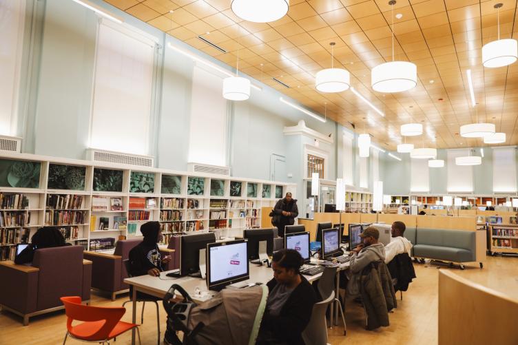 logan-library-s-expanded-computer-station-neal-santos-for-planphilly.752.502.s Logan Library now has more public computers (Neal Santos for PlanPhilly)