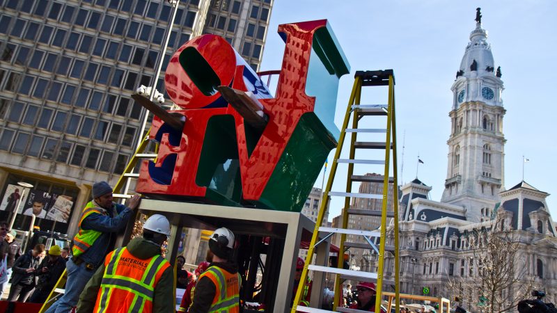 The Love Sculpture returns to Love Park just ahead of Valentine’s Day 2018. (Kimberly Paynter/WHYY)