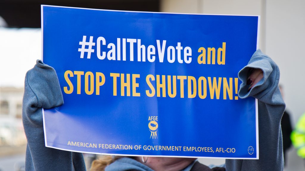 2019 01 25 kpaynter airport protest government shutdown-2 Unions and supporters join the AFGE TSA at Philadelphia International airport to call for an end to the government shutdown. (Kimberly Paynter/WHYY)