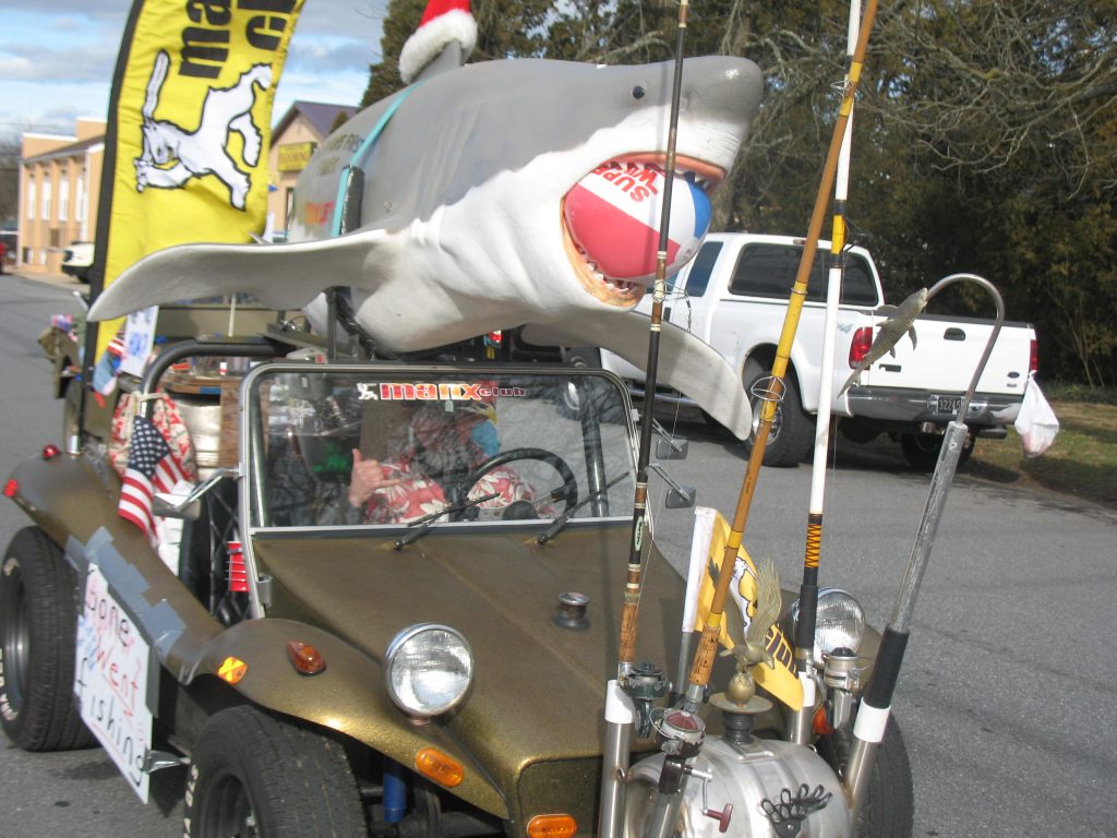 Hummer10 Art Wilson of Clayton is in his first parade. He was proud to show off his dune buggy. The shark was autographed by Bruce Meyers, the creator of the dune buggy. (John Mussoni/WHYY)